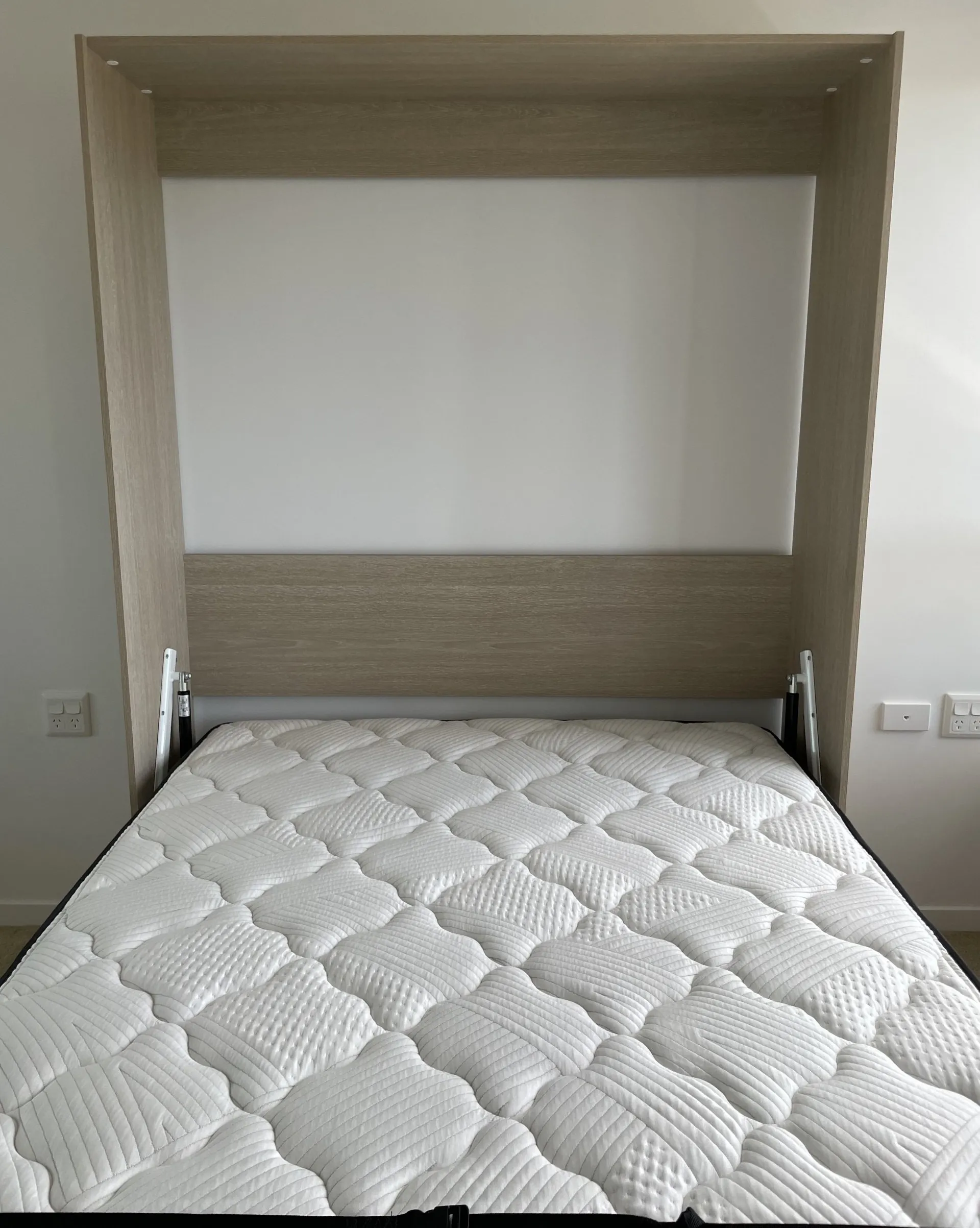 qbed19after Opened position