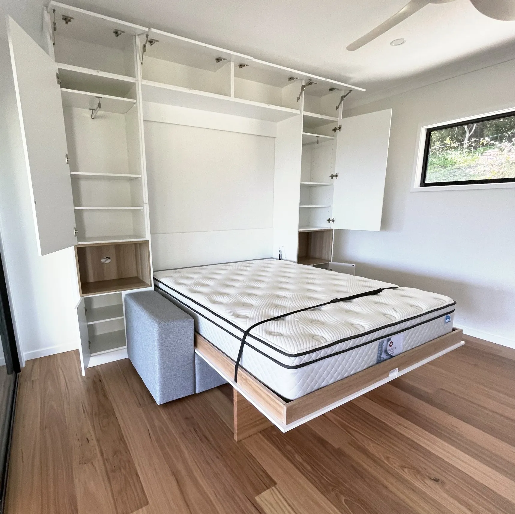 qbed7after Opened position